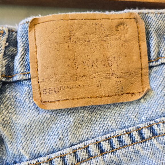 Vintage Levis 550 Orange Tab Student Denim DIY Cut-Off Distressed Frayed High Wa - Picture 4 of 12